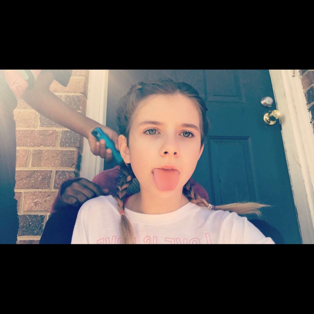 Meet your Posher, Samantha